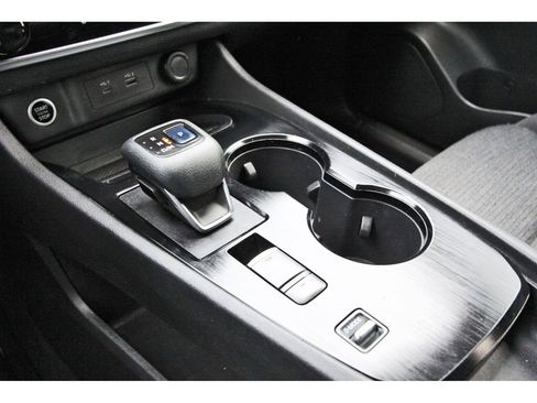 Used 2021 Nissan Rogue S image 21