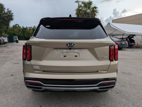 Used 2021 Kia Sorento SX FWD image 6
