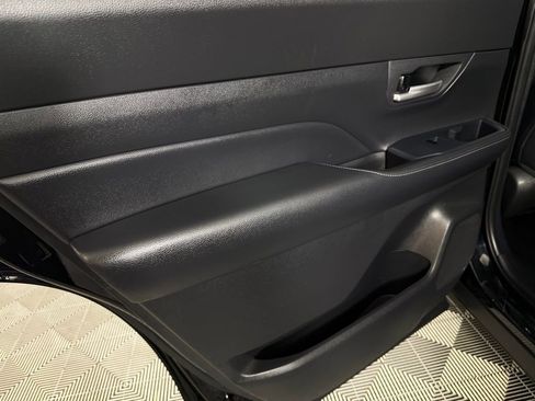 Used 2025 Toyota Grand Highlander AWD image 22