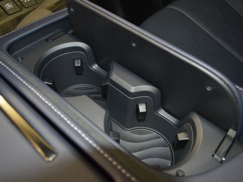 New 2026 INFINITI QX80 4WD image 33