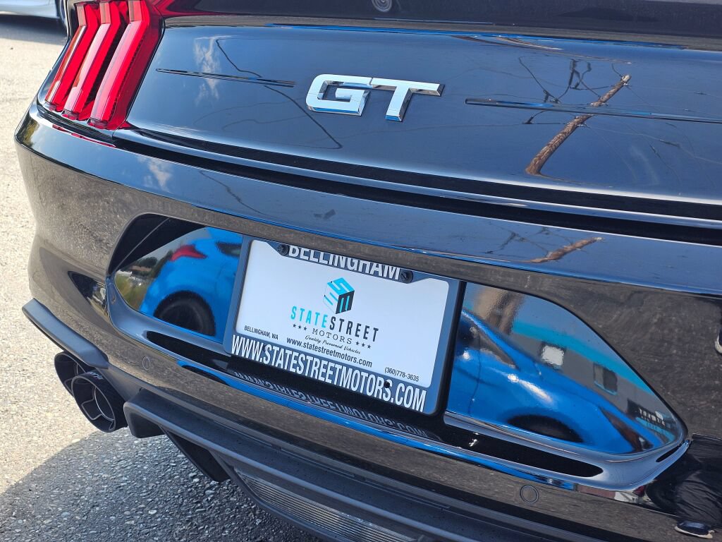 Used 2019 Ford Mustang GT Premium w/ Equipment Group 401A RWD image 13