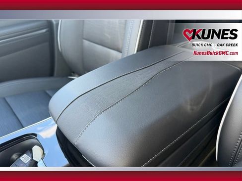 New 2026 Buick Enclave Sport Touring w/ Power Package AWD/4WD image 26