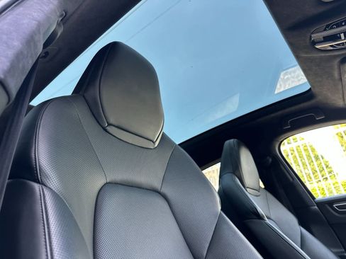 Certified 2023 Porsche Cayenne GTS AWD/4WD image 18