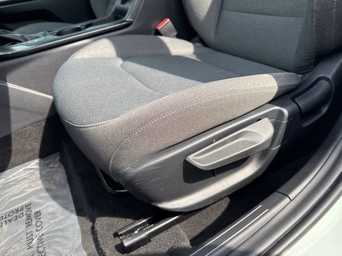 Used 2025 Kia K4 LXS image 15