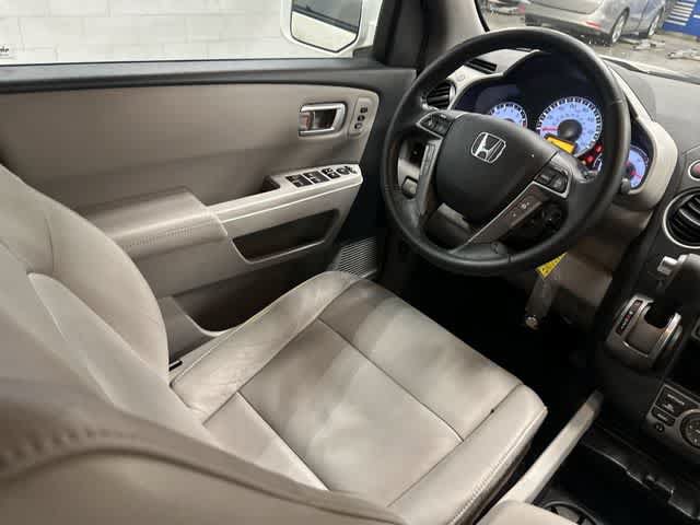 Used 2013 Honda Pilot Touring image 12