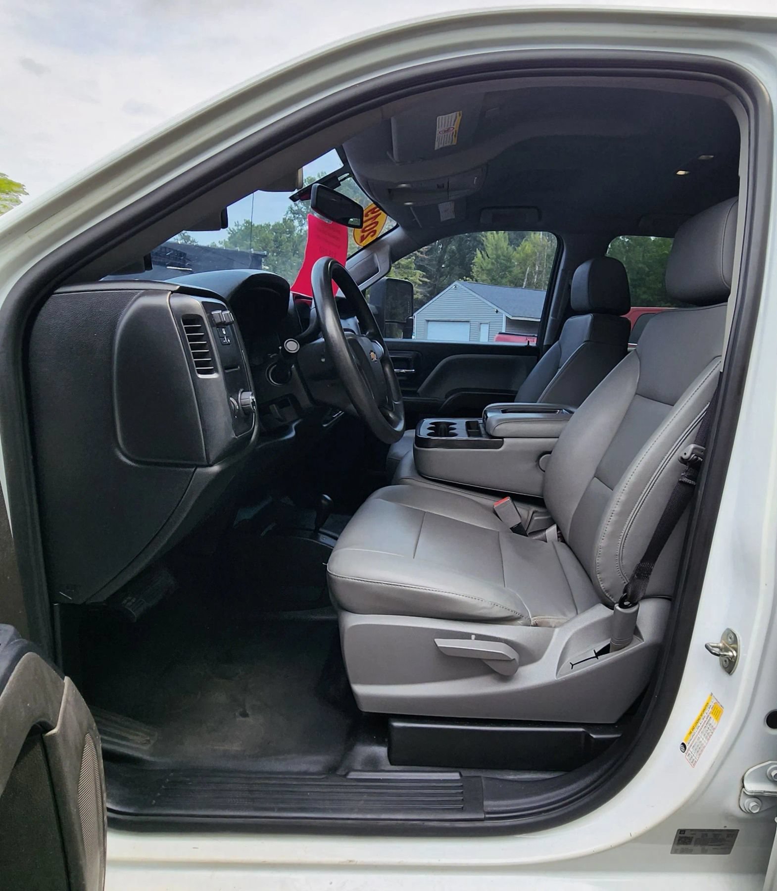 Used 2019 Chevrolet Silverado 2500 W/T AWD/4WD image 29