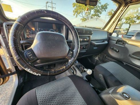 Used 2000 Jeep Wrangler Sport AWD/4WD image 16