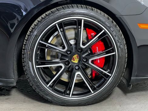 Certified 2020 Porsche Panamera GTS image 12
