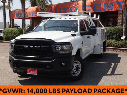 Used 2024 RAM 3500 Tradesman w/ Max Tow Package AWD/4WD image 4