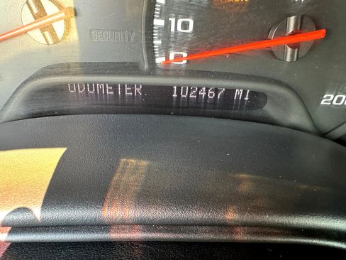 Used 2004 Chevrolet Corvette Convertible w/ Preferred Equipment Group image 13