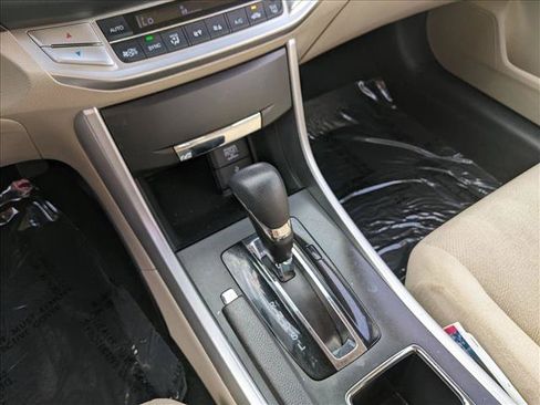 Used 2013 Honda Accord LX image 12