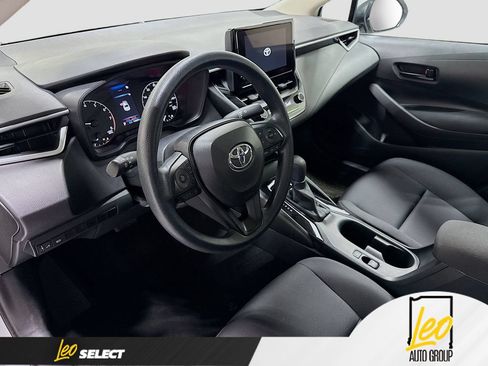 Used 2024 Toyota Corolla LE FWD image 11