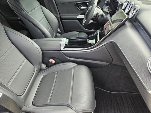 Certified 2026 Mercedes-Benz GLC 300 image 6