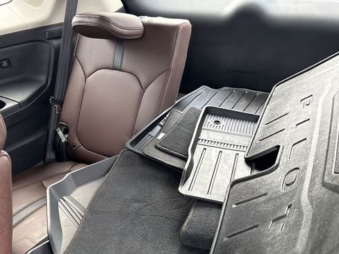 Certified 2023 Honda Pilot Elite image 18