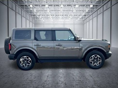 Certified 2025 Ford Bronco Outer Banks AWD/4WD image 5