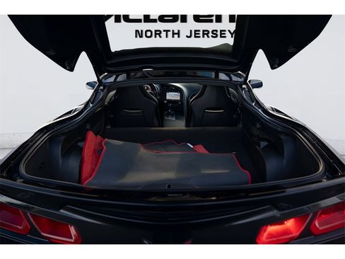 Used 2017 Chevrolet Corvette Stingray Coupe w/ Carbon Flash Badge Package image 19