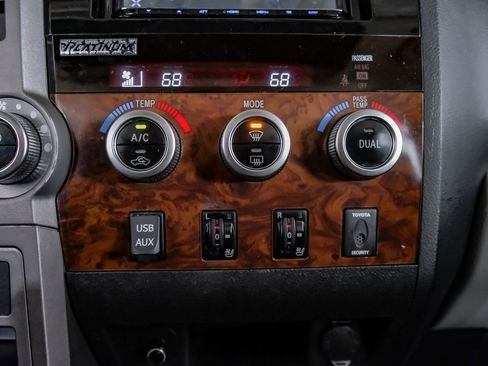 Used 2012 Toyota Tundra Limited image 27