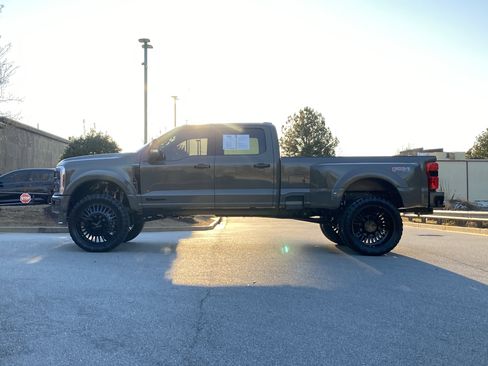 Used 2026 Ford F450 Platinum w/ Platinum Plus Package image 14