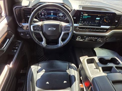 Certified 2023 Chevrolet Silverado 1500 RST w/ Z71 Off-Road Package AWD/4WD image 12