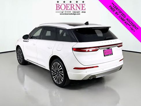 Used 2021 Lincoln Corsair Reserve image 5