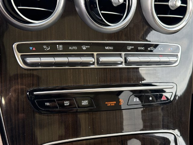 Used 2021 Mercedes-Benz GLC 300 image 23