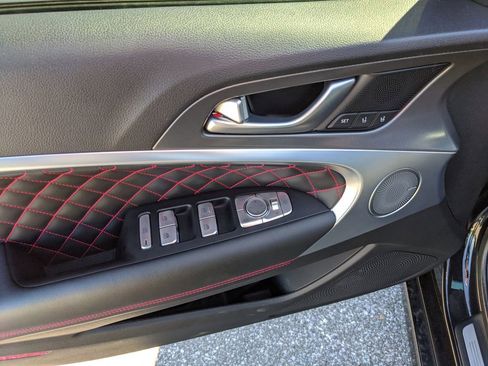 Used 2024 Genesis G70 3.3T Advanced w/ Sport Prestige Package image 18