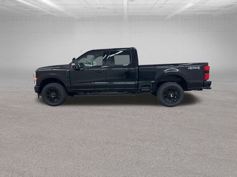 New 2026 Ford F250 Lariat w/ Black Appearance Package image 6