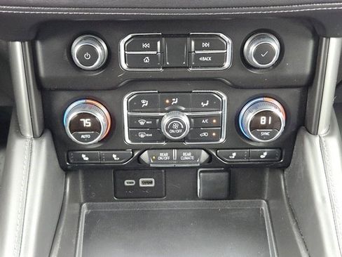 Certified 2024 Chevrolet Tahoe Z71 w/ Luxury Package AWD/4WD image 22