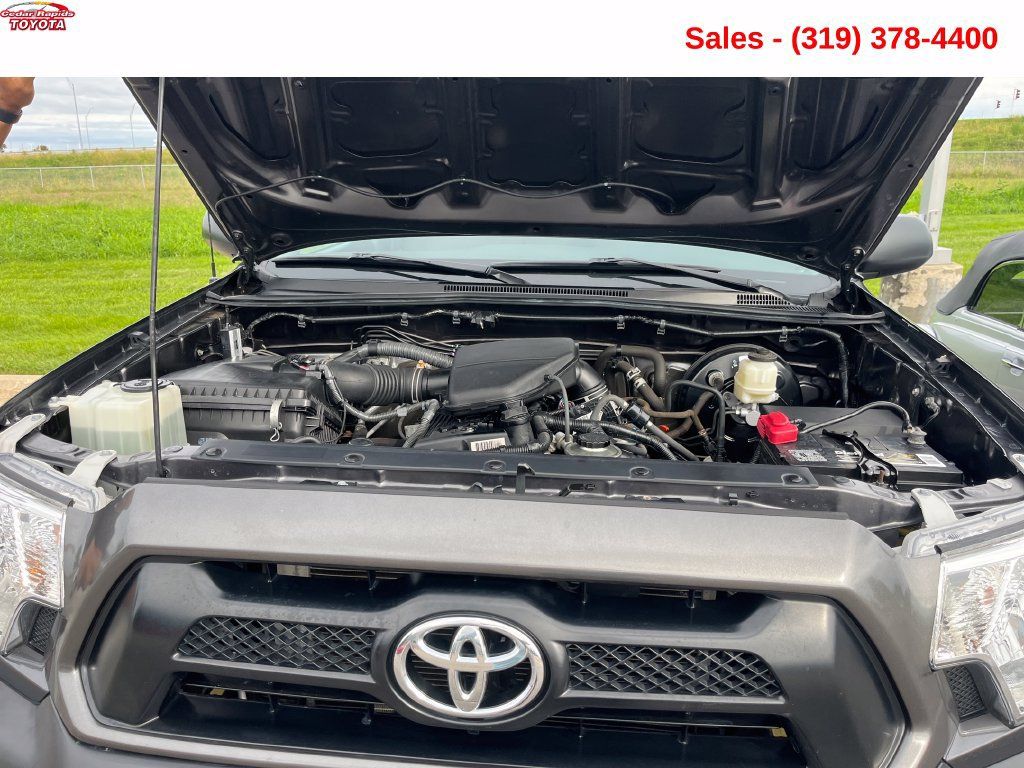 Used 2014 Toyota Tacoma 4x4 Regular Cab image 18
