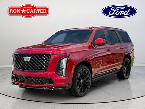 Used 2026 Cadillac Escalade V w/ LPO, ONYX Package AWD/4WD image 3