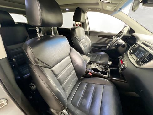 Used 2019 Kia Sorento EX AWD/4WD image 31