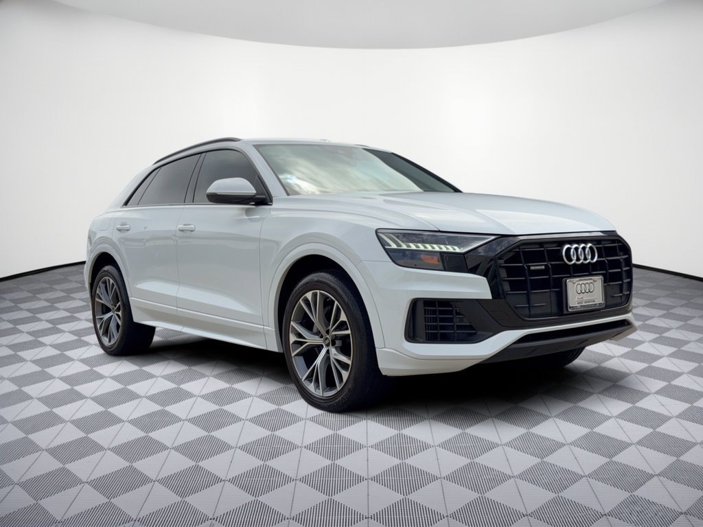 Used 2023 Audi Q8 Premium AWD/4WD image 7