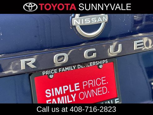 Used 2025 Nissan Rogue SV FWD image 13