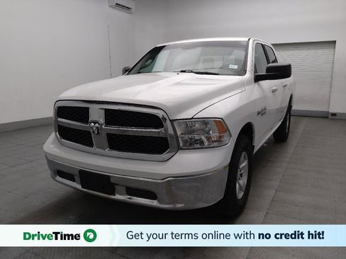 Used 2017 RAM 1500 Classic SLT image 1