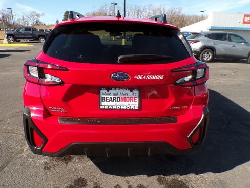 Used 2025 Subaru Crosstrek 2.0i Premium image 3