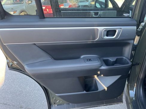 Used 2025 Hyundai Santa Fe XRT image 12