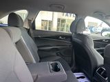 Used 2017 Kia Sorento LX w/ LX Convenience Package image 4