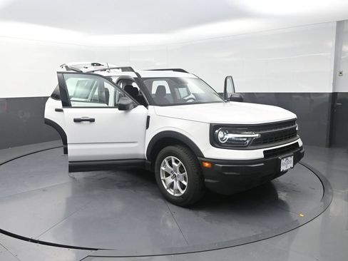 Used 2023 Ford Bronco Sport AWD/4WD image 29
