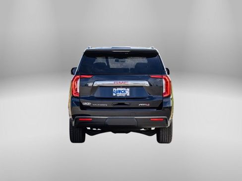 Used 2022 GMC Yukon AT4 w/ Technology Package image 3
