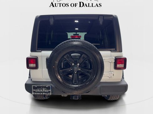 Used 2022 Jeep Wrangler Unlimited Sport image 7