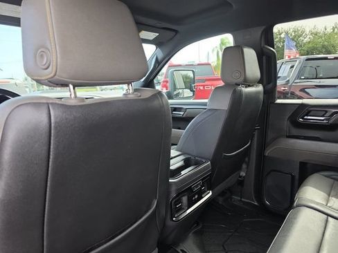 Used 2023 Chevrolet Silverado 1500 ZR2 AWD/4WD image 13