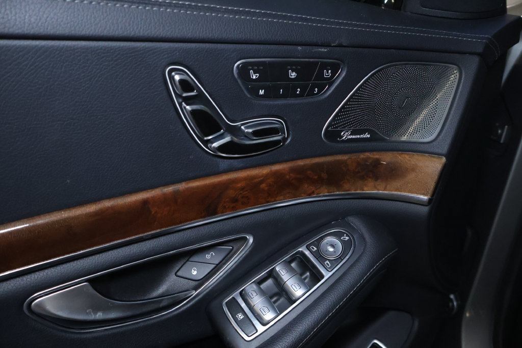 Used 2015 Mercedes-Benz S 550 4MATIC Sedan image 15