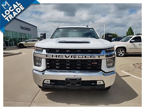 Used 2022 Chevrolet Silverado 2500 LT w/ Convenience Package AWD/4WD image 2