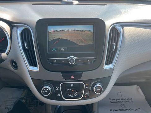 Used 2018 Chevrolet Malibu LT image 13