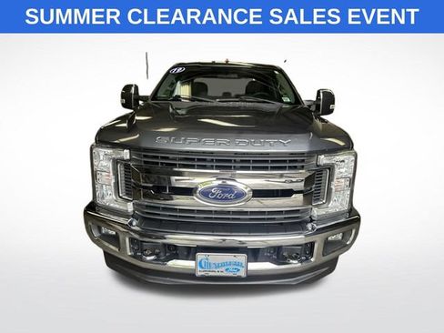 Used 2019 Ford F250 XLT w/ XLT Premium Package AWD/4WD image 8