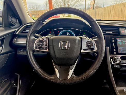 Used 2017 Honda Civic EX-T image 5