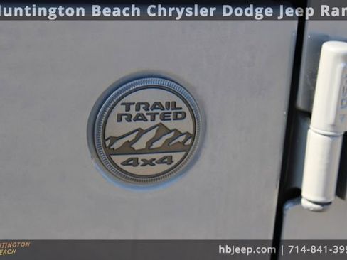 Used 2023 Jeep Wrangler Sport image 7