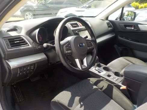 Used 2016 Subaru Outback 2.5i Premium AWD/4WD image 12
