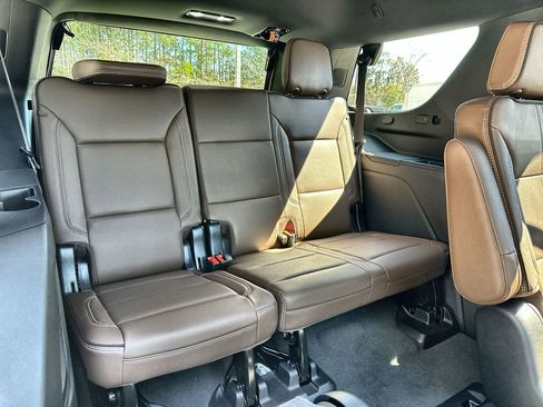 Certified 2025 Chevrolet Tahoe High Country w/ Sun And Tow Package image 27