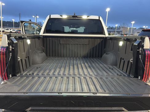 Used 2024 Toyota Tundra Limited image 30